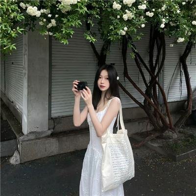 我与妈妈的黄色脚踏车